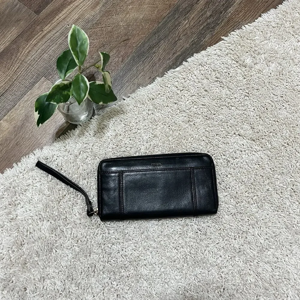Fossil Black Leather Zip Closure Jori RFID Wallet